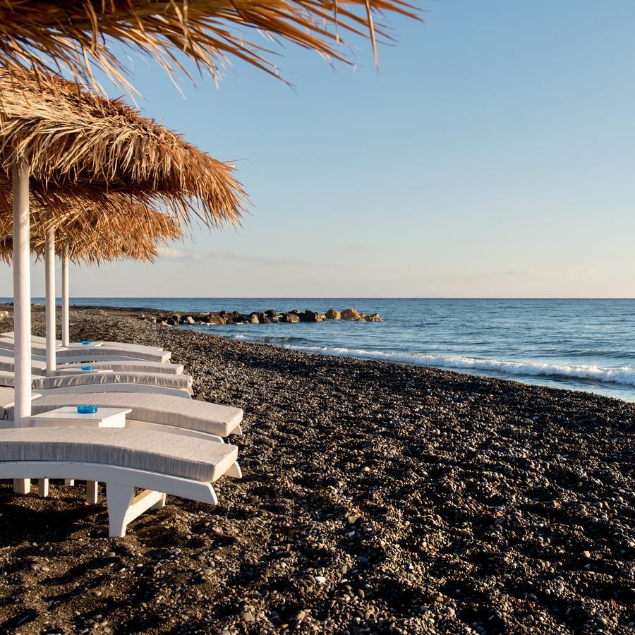 Sea Side Beach Hotel Камари Экстерьер фото