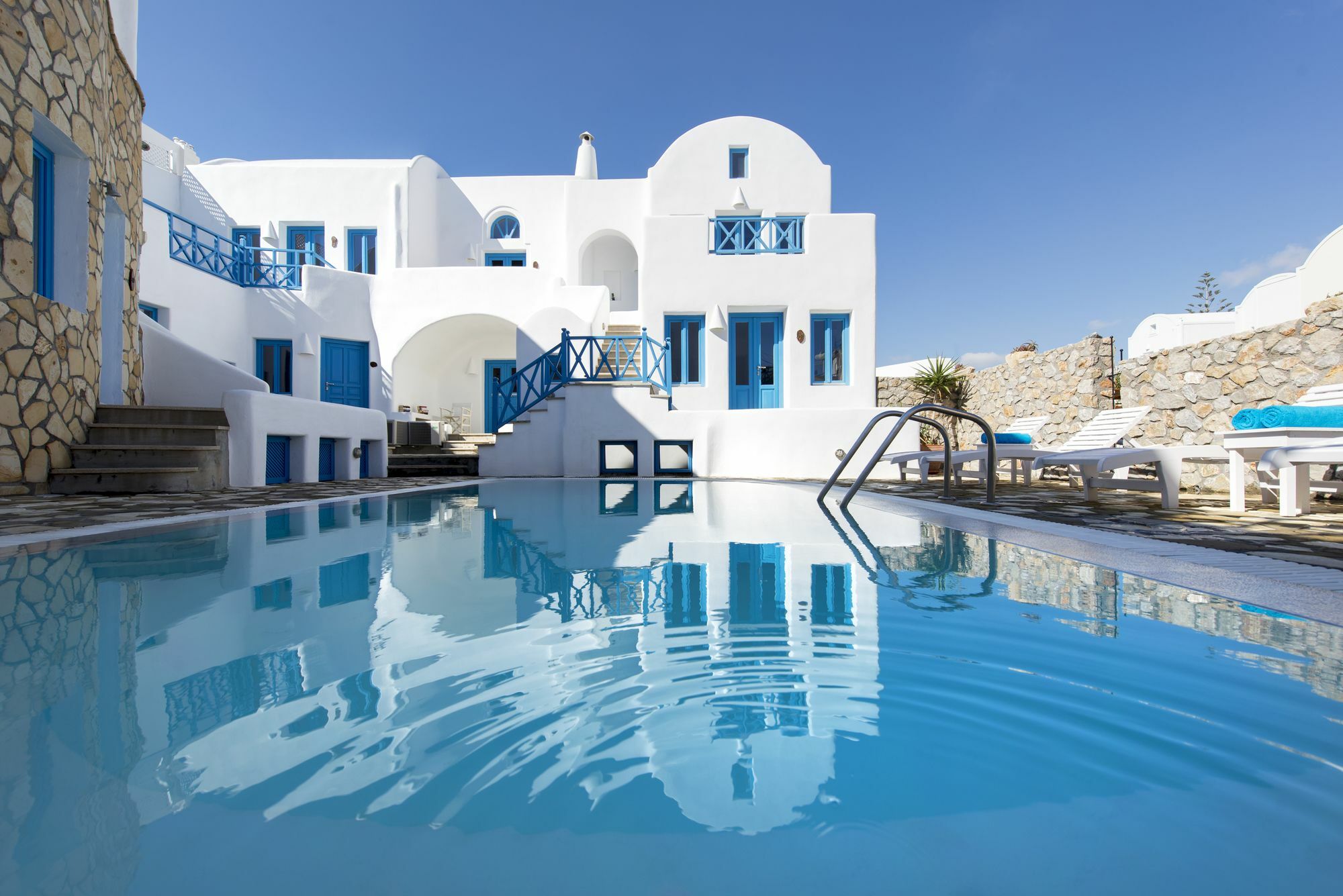 Sea Side Beach Hotel Камари Экстерьер фото